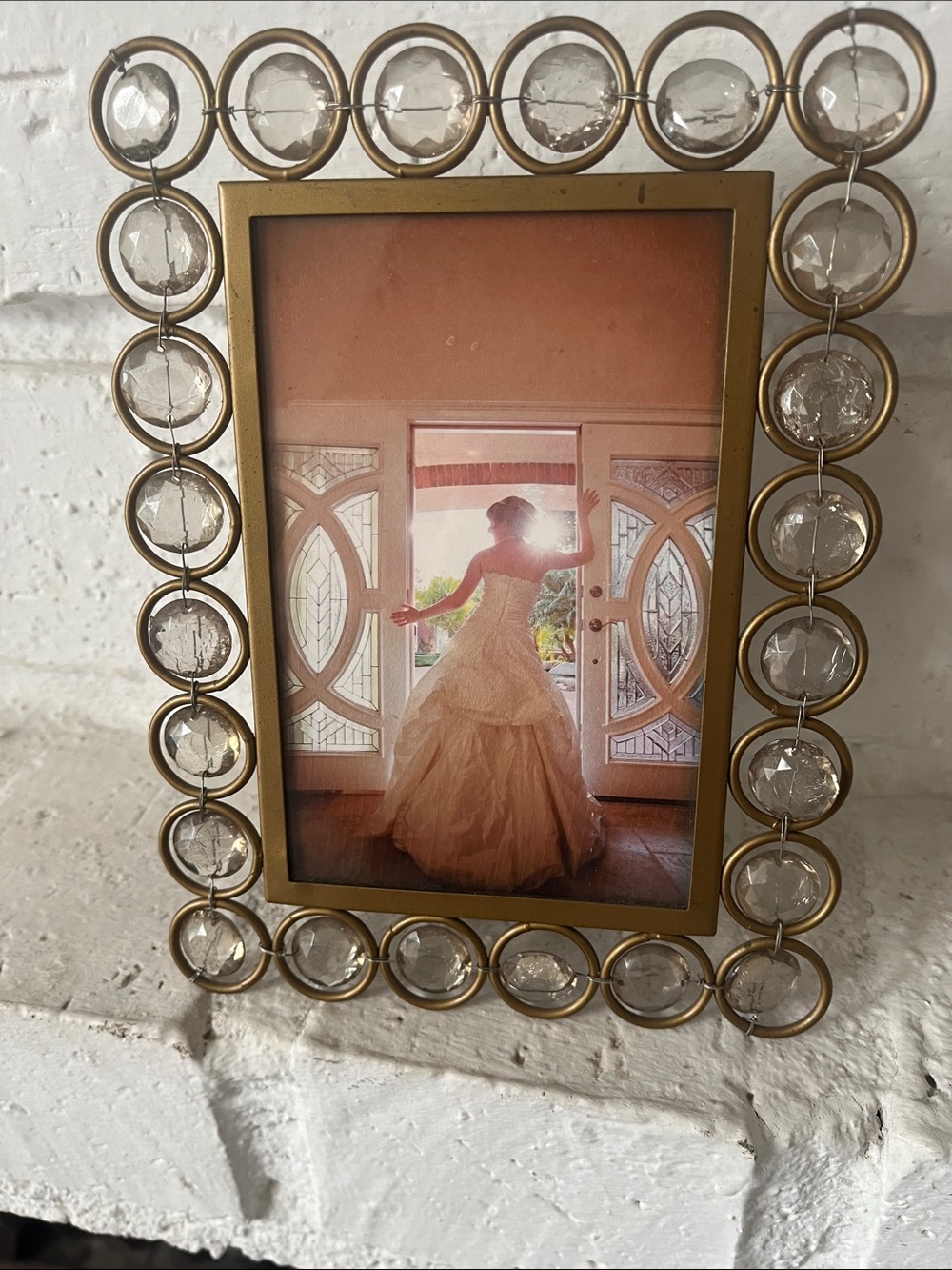 photo frame clear bubble crystal metal accents 3.5 x 5.5 picture size golden